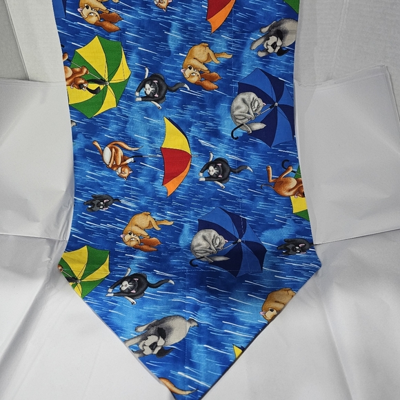 Raining Cats & Dogs Table Runner Home Decor L👀K - Picture 11 of 16